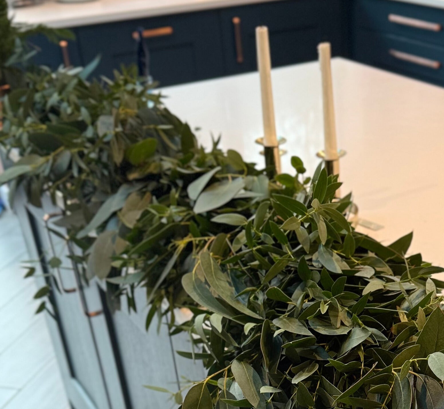 Luxury Fresh Eucalyptus Garland - with FREE Gift